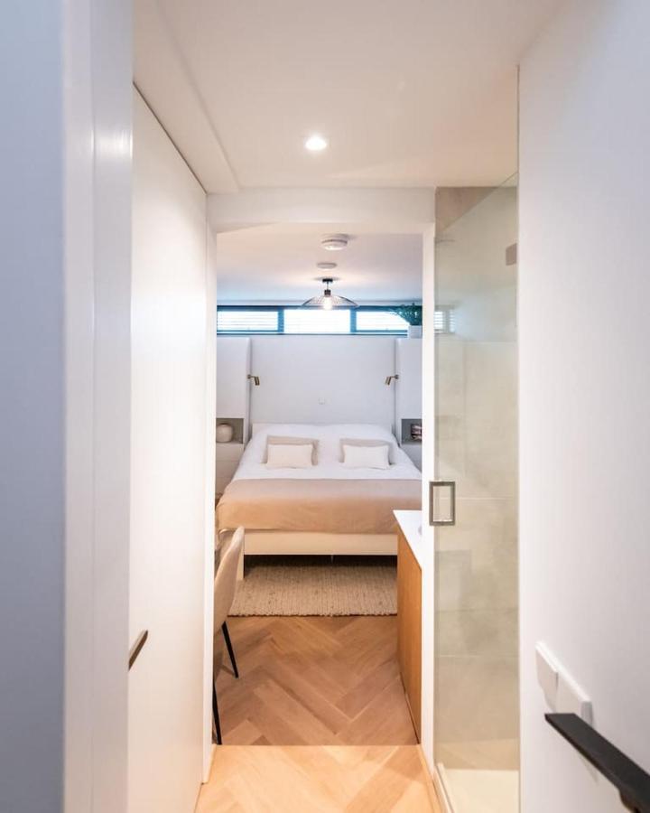 Beautiful Amstel Houseboat Appartement Amsterdam Buitenkant foto
