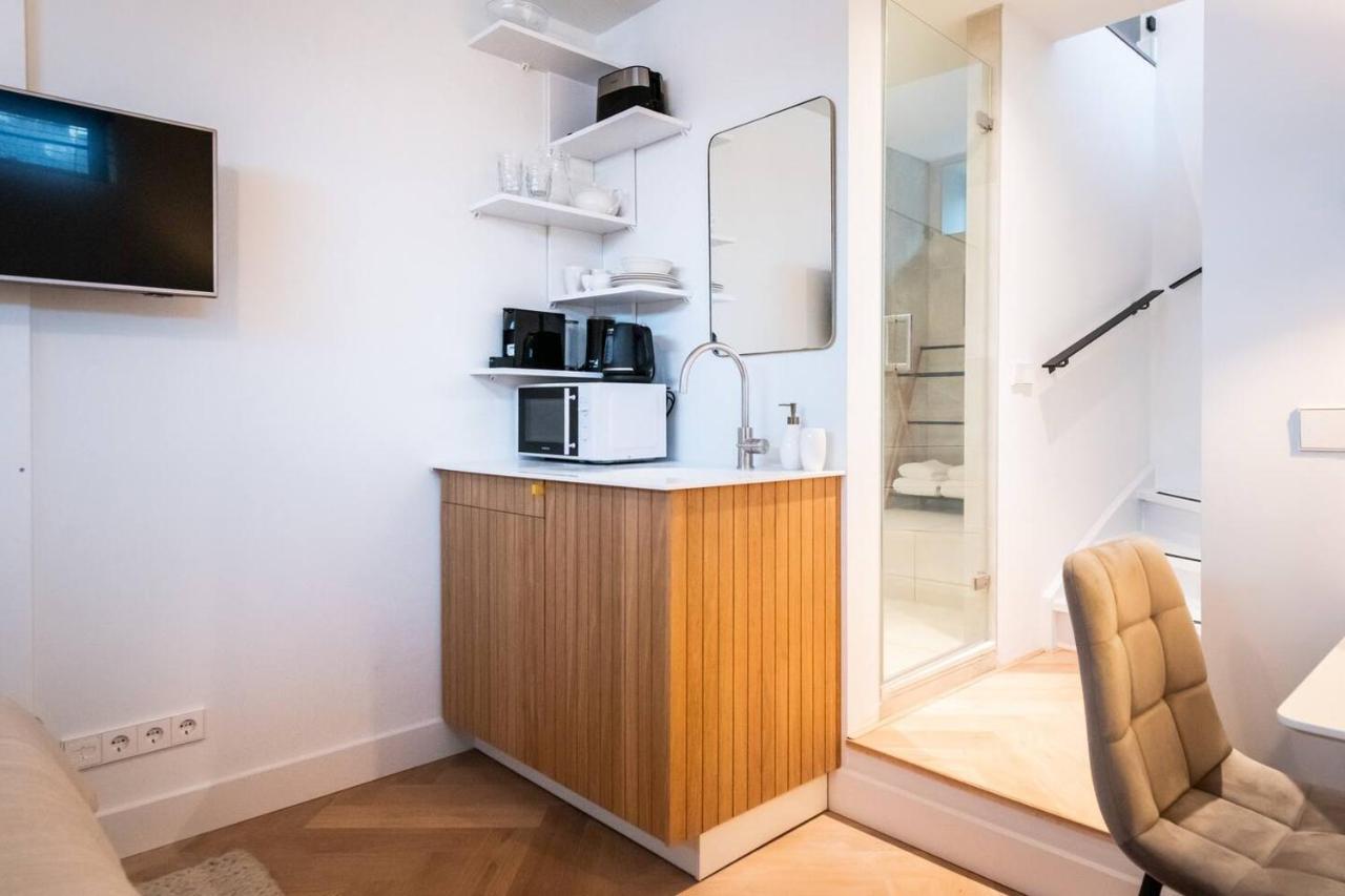 Beautiful Amstel Houseboat Appartement Amsterdam Buitenkant foto