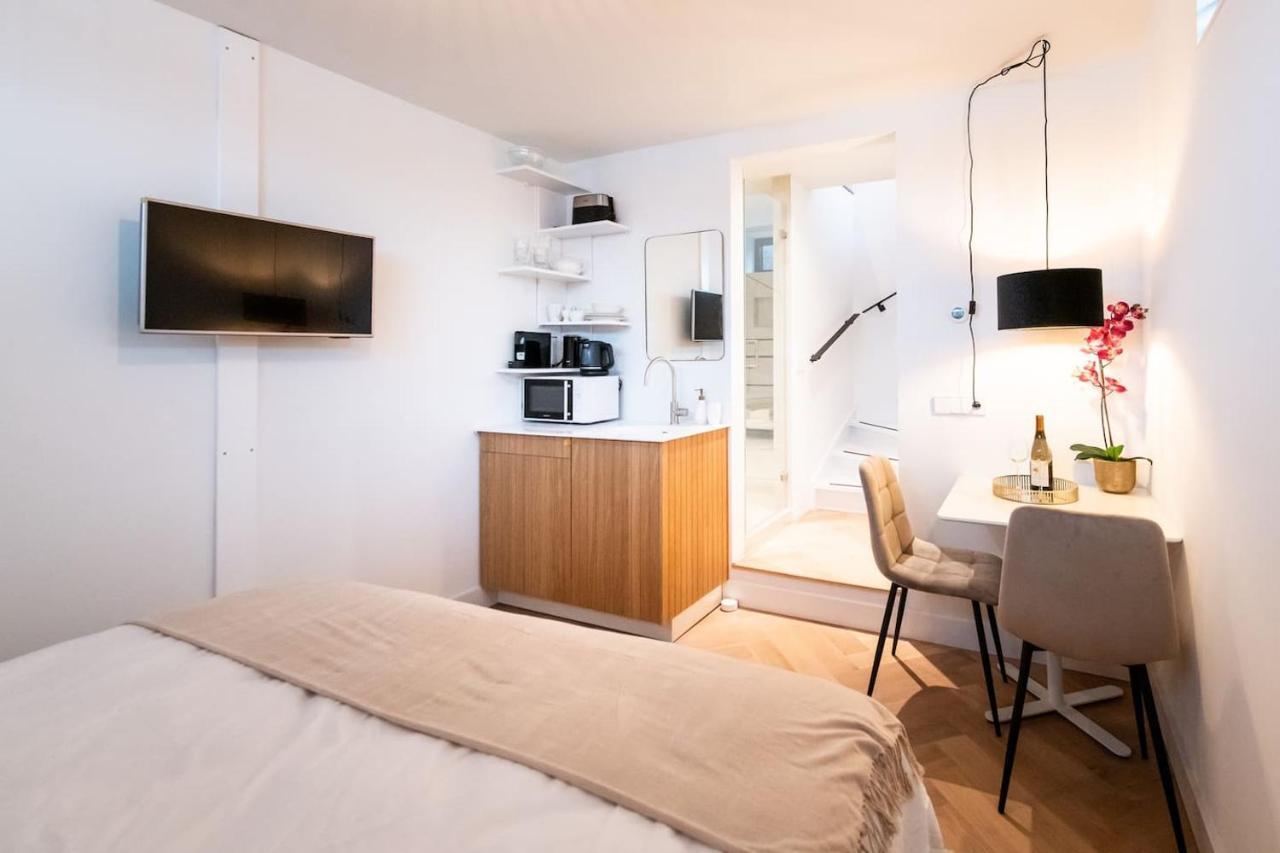 Beautiful Amstel Houseboat Appartement Amsterdam Buitenkant foto