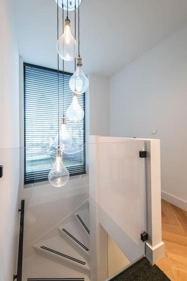 Beautiful Amstel Houseboat Appartement Amsterdam Buitenkant foto